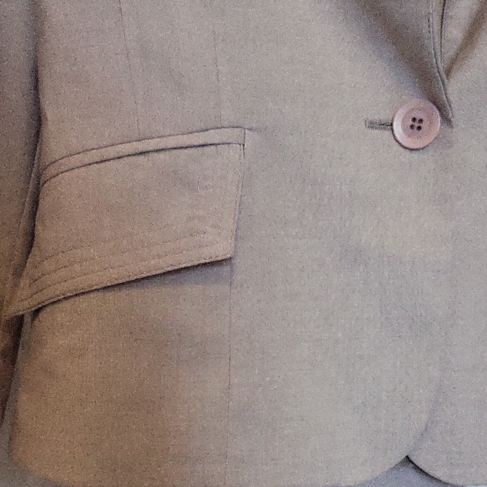 BCBGeneration Light Tan Blazer - image 3